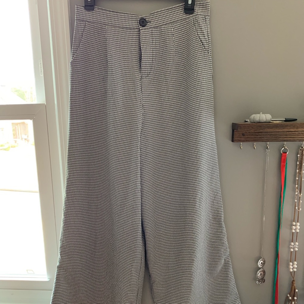 Checkered Flared pants